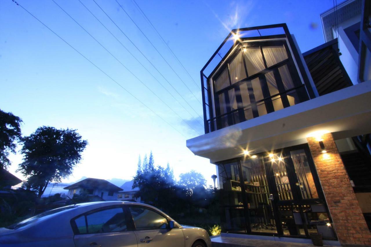The Nichehome Waterside Living Chiang Mai Exteriör bild