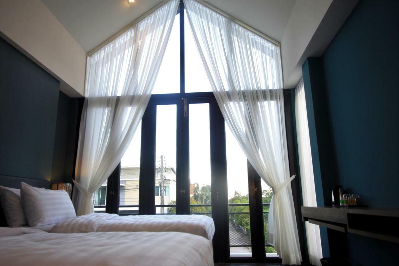 The Nichehome Waterside Living Chiang Mai Exteriör bild