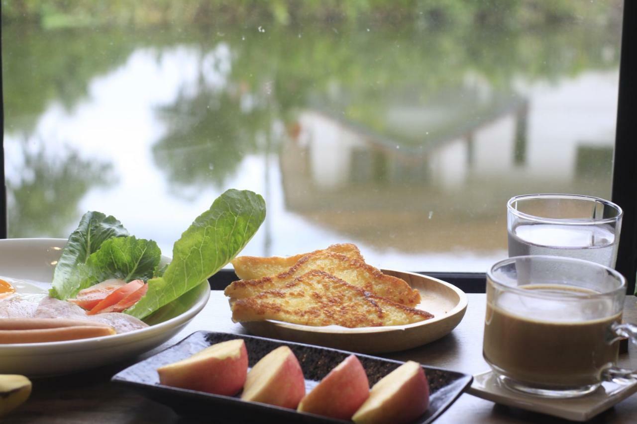 The Nichehome Waterside Living Chiang Mai Exteriör bild