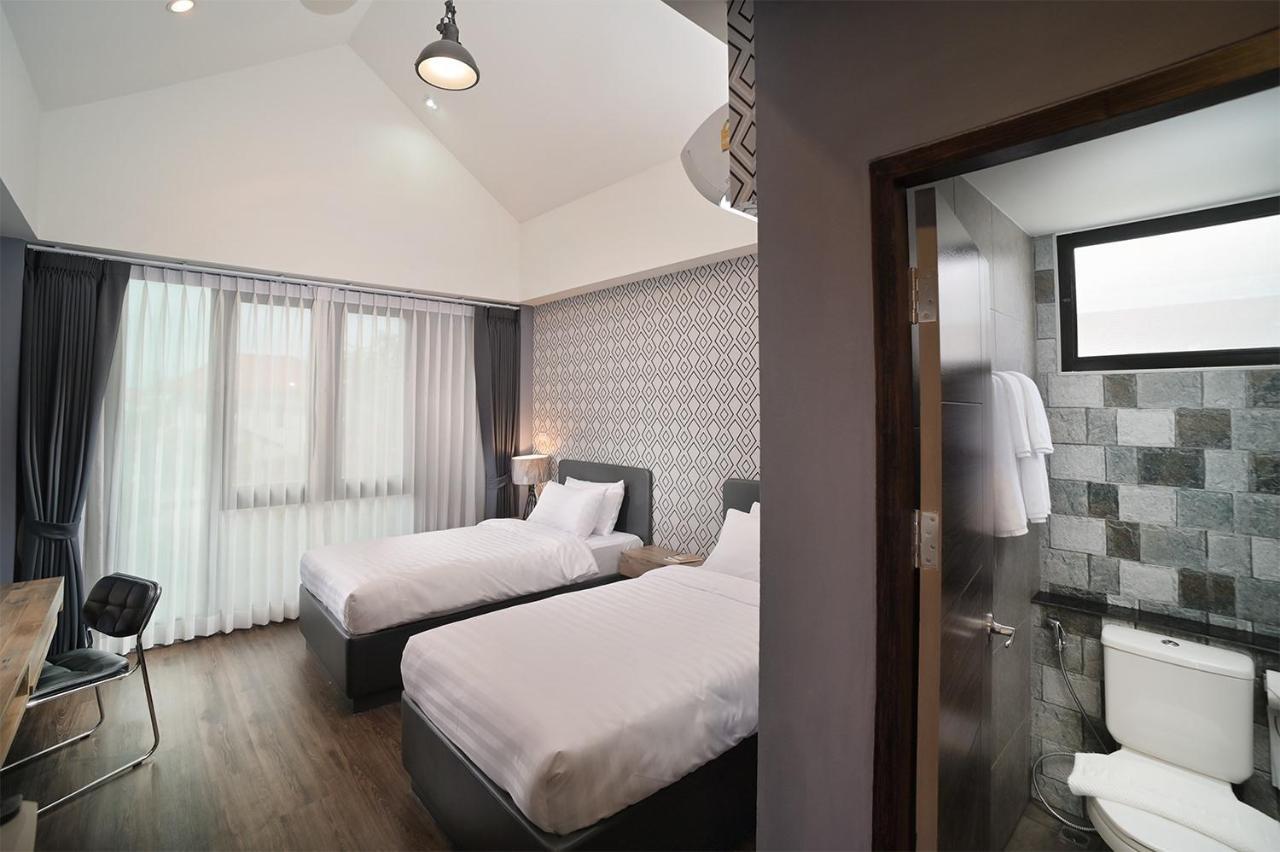 The Nichehome Waterside Living Chiang Mai Exteriör bild