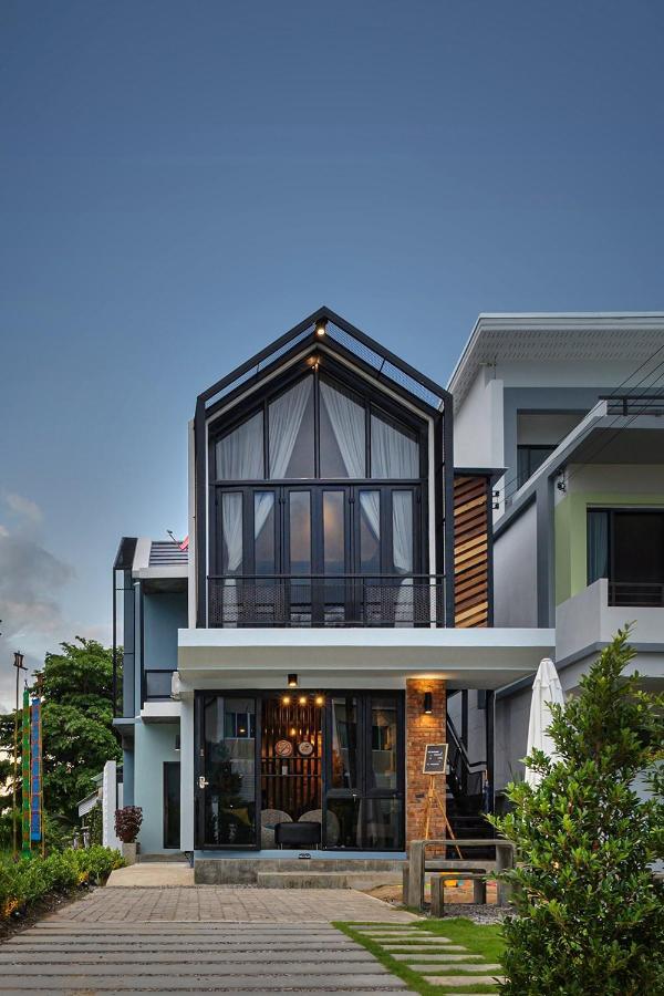 The Nichehome Waterside Living Chiang Mai Exteriör bild